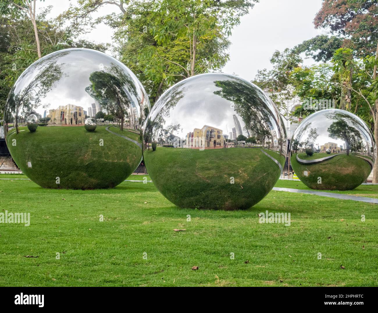 Stainless steel mirror balls by Baet Yeol Kuan on display at Empress