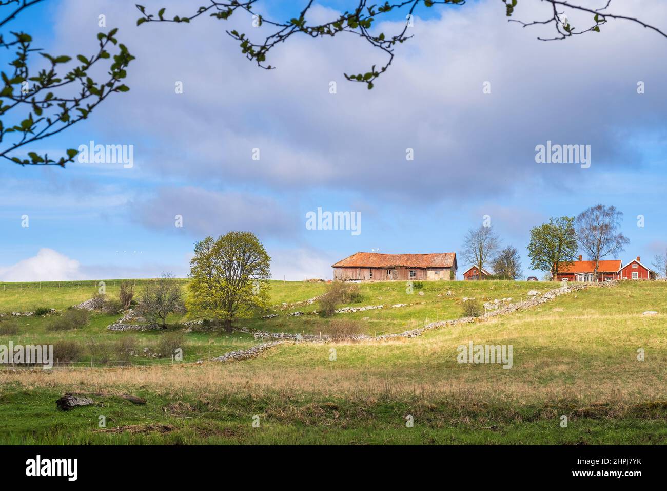 Outdoor hill farm hi-res stock photography and images - Alamy