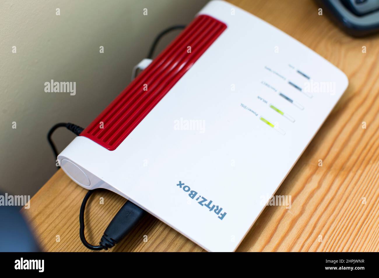 Internet Router Home High Resolution Stock Photography and Images - Alamy