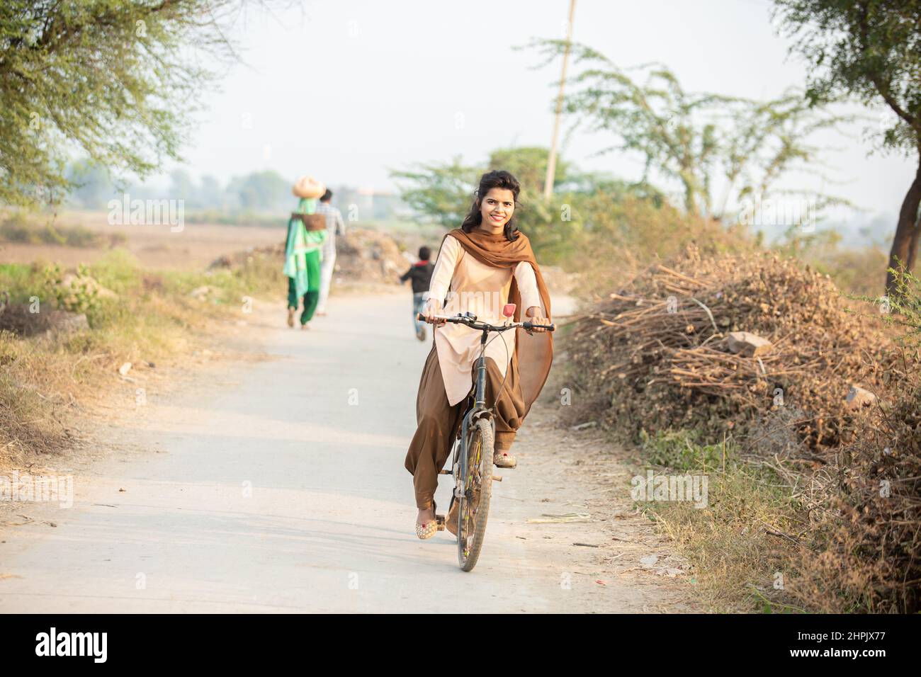 Rural indian school girl on cycle hi-res stock photography and images ...