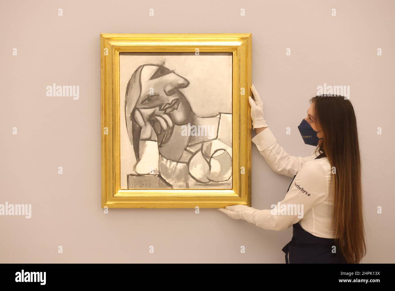 Buste de femme accoudee by Pablo Picasso on display during a