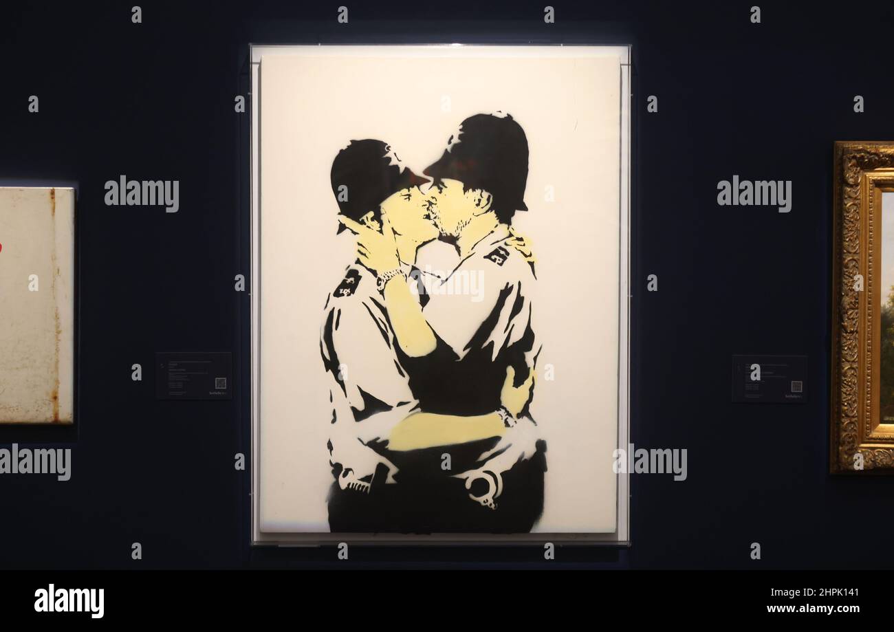 Banksy london kissing hires stock photography and images Alamy