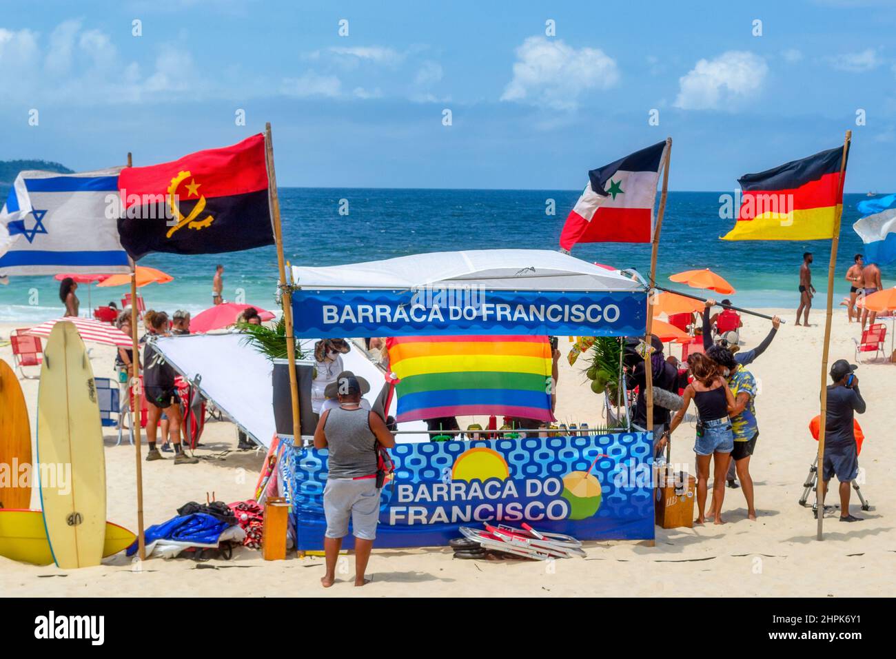 Filming or recording of a TV production in a sand kiosk with the inscription 'Barraca do Francisco'. Ipanema Beach is a famous place and a major trave Stock Photo