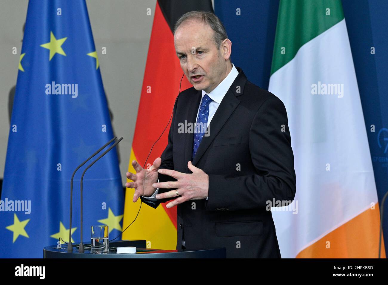 Berlin, Germany. 22nd Feb, 2022. Micheal Martin, Prime Minister of Ireland, gives a joint press conference with Chancellor Scholz after their talks at the Chancellery. Credit: John Macdougall/AFP-Pool/dpa/Alamy Live News Stock Photo