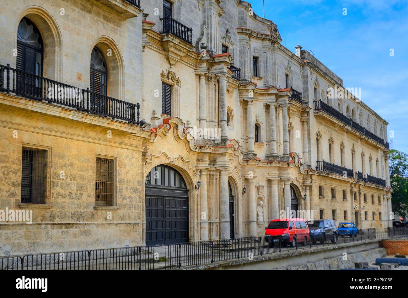 a building built in the classical colonial style, Havana, Cuba Stock Photo