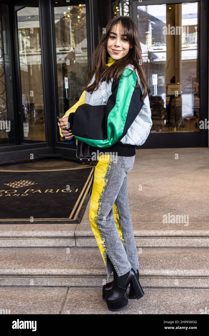 Paola fernandez hires stock photography and images Alamy