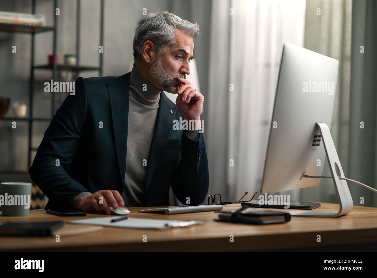 Crypto boss hi-res stock photography and images - Page 2 - Alamy