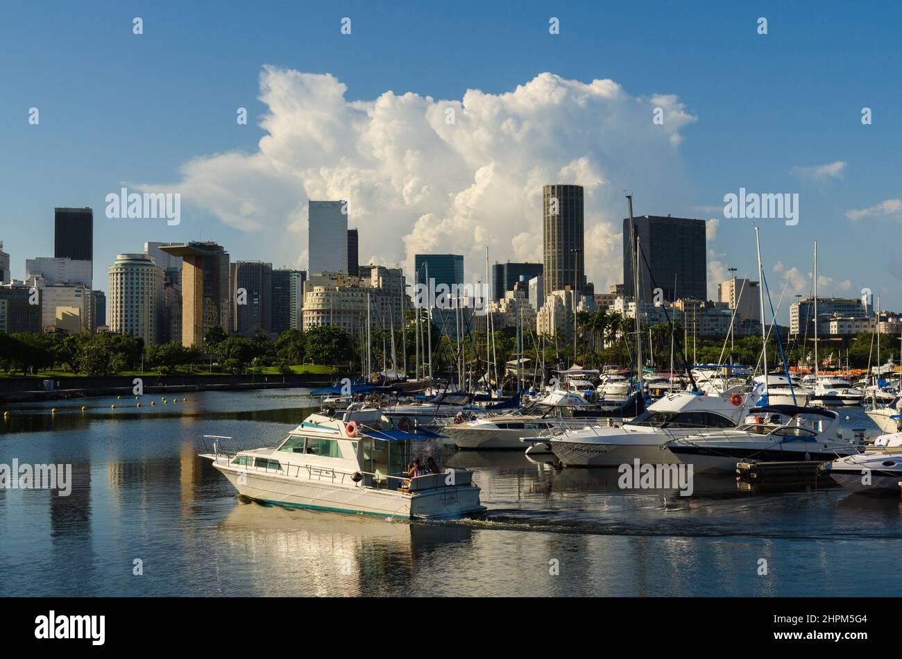 TYBA ONLINE :: Subject: View of the Rio de Janeiro Yacht Club from