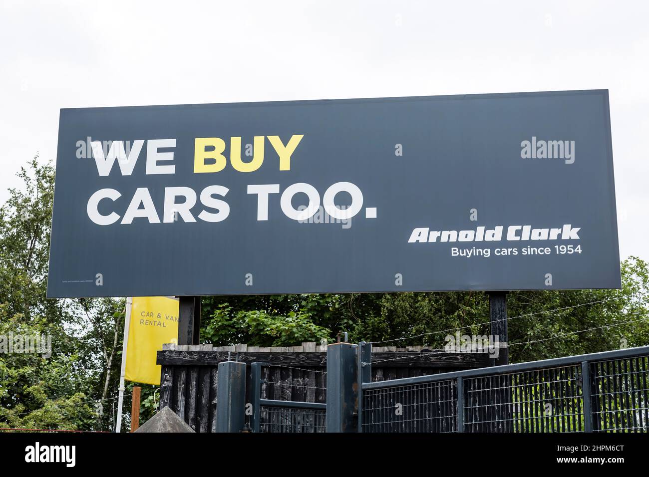 Car dealerships signs hires stock photography and images Alamy