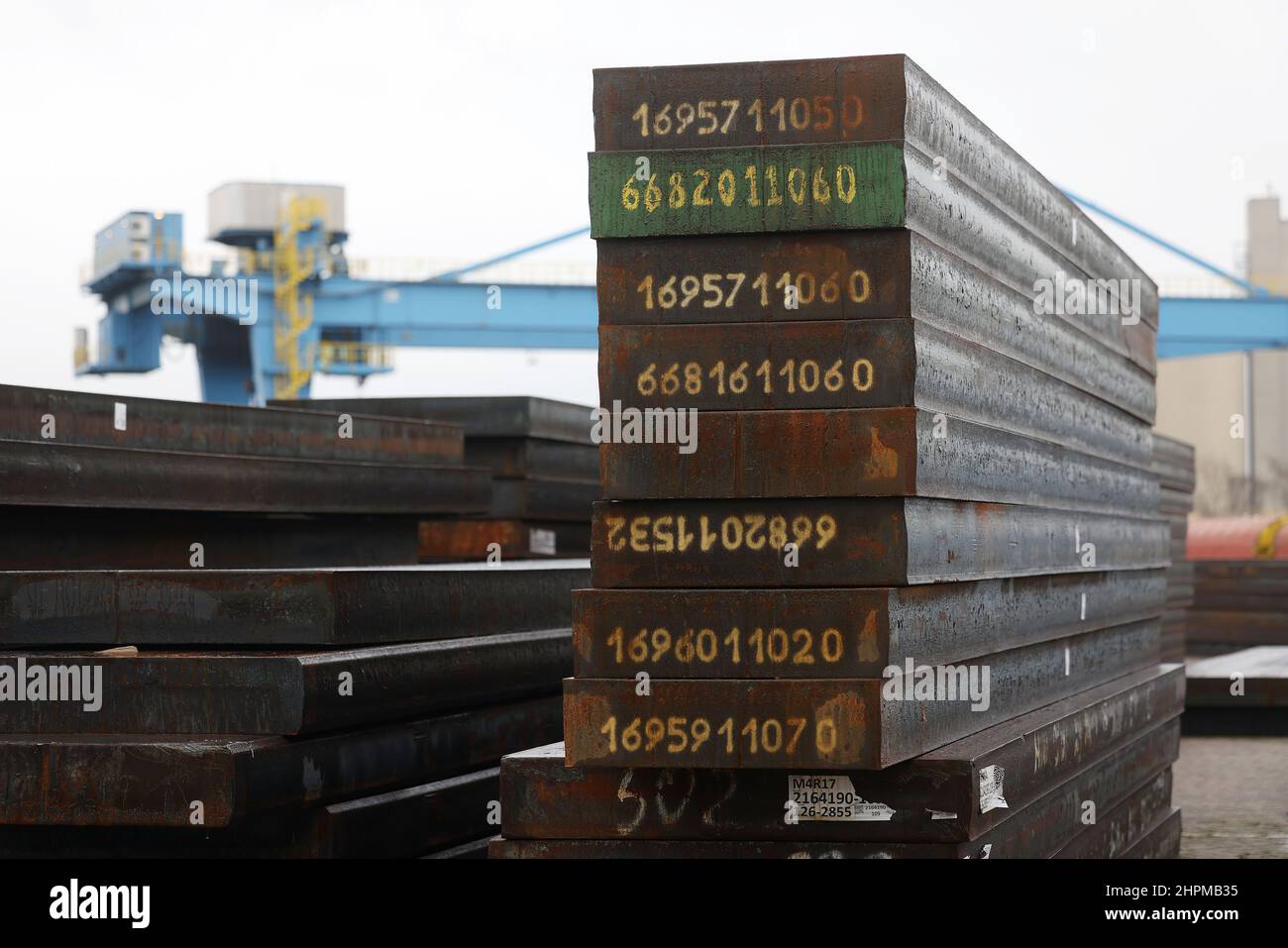 Landesweit, Germany. 22nd Feb, 2022. Steel slabs lie on the Thyssenkrupp plant site. German Economics Minister Habeck visited steel producer thyssenkrupp in North Rhine-Westphalia. Credit: Oliver Berg/dpa/Alamy Live News Stock Photo