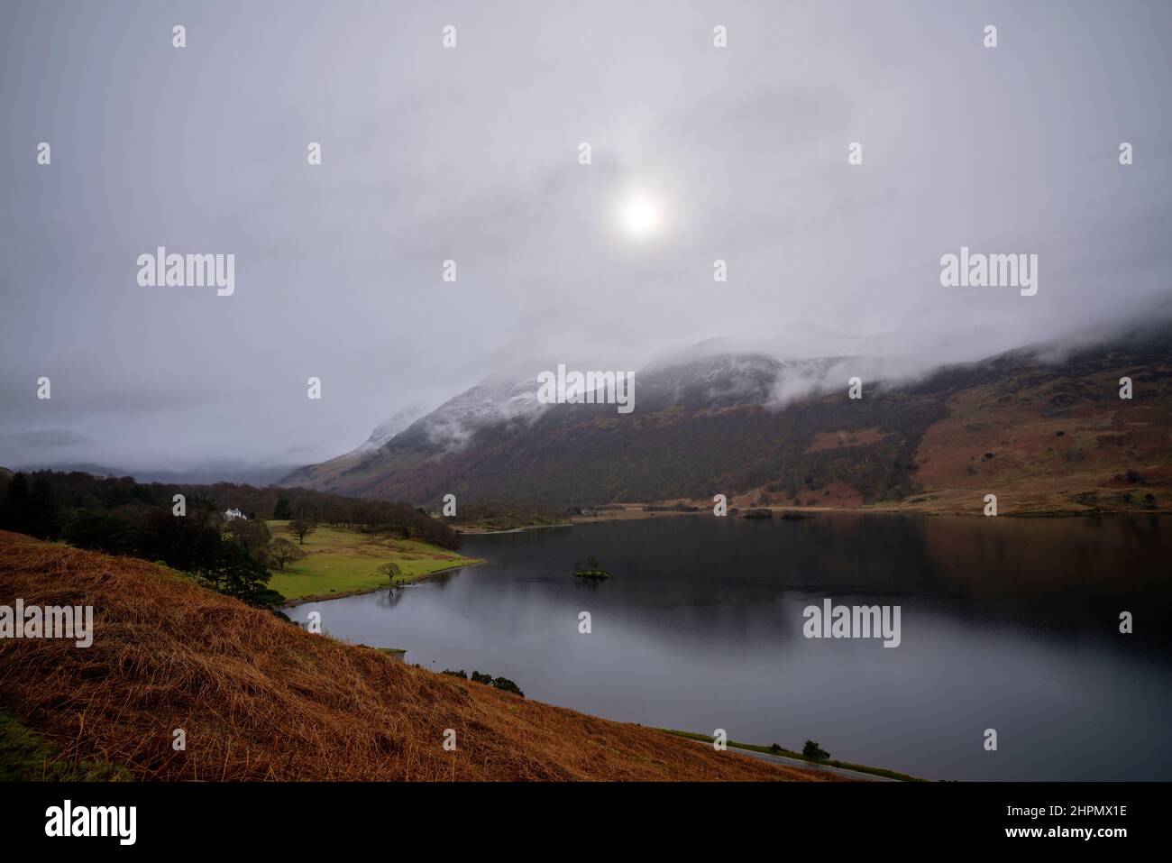 Crummock Water looking south from the hiking trail, Cumbria, Lake District Stock Photo