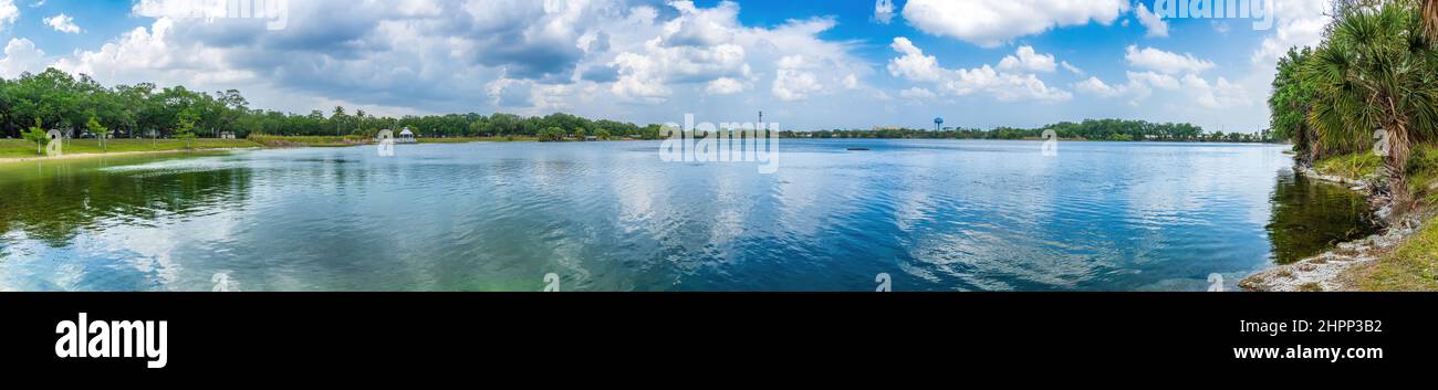 Panorama of the lake at Topeekeegee Yugnee (TY) Park - Hollywood, Florida, USA Stock Photo