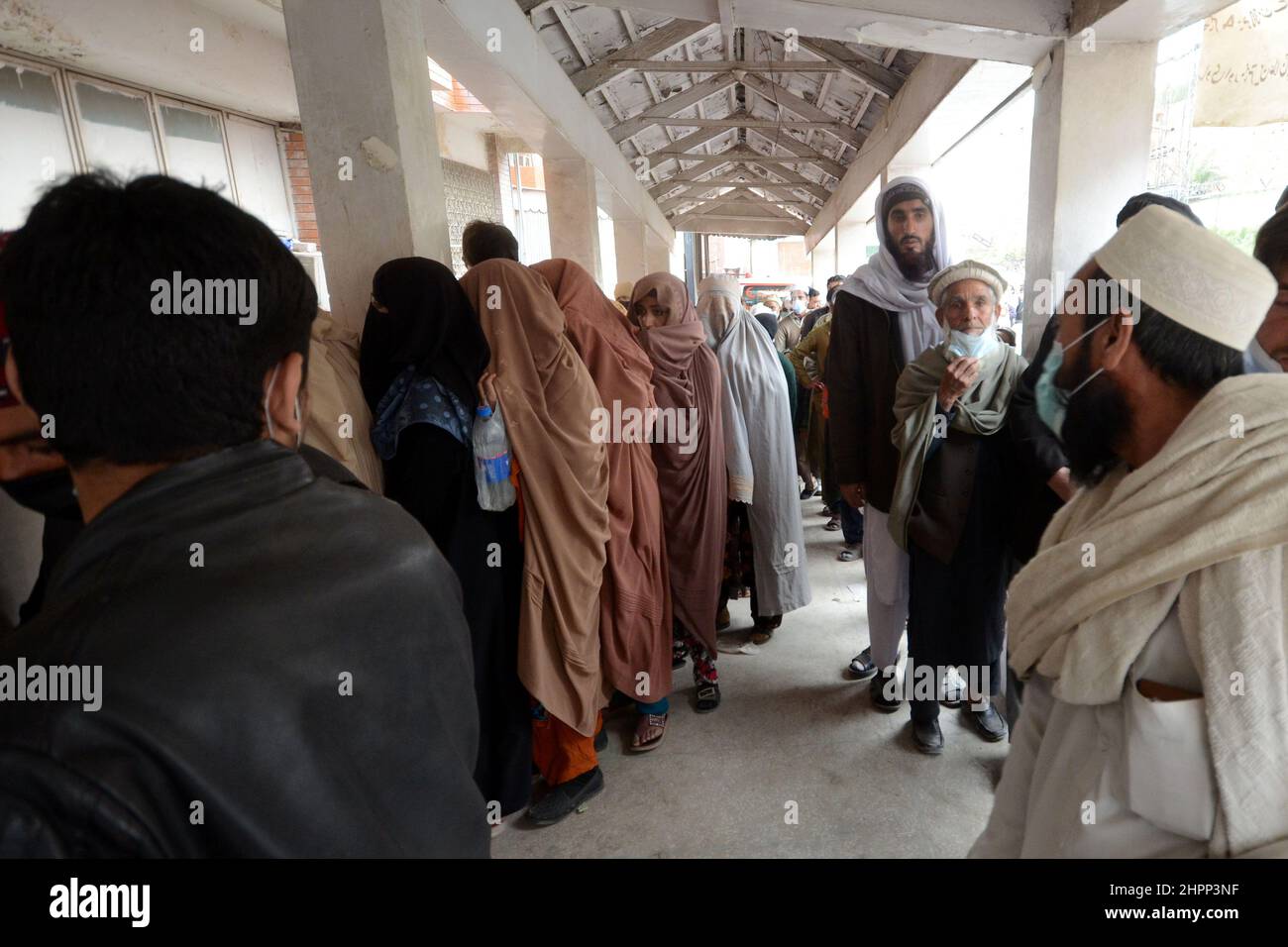 Pakistan Raza Opd Peshawar, Pakistan. 22nd Feb, 2022. People stand in a queue to get OPD ...
