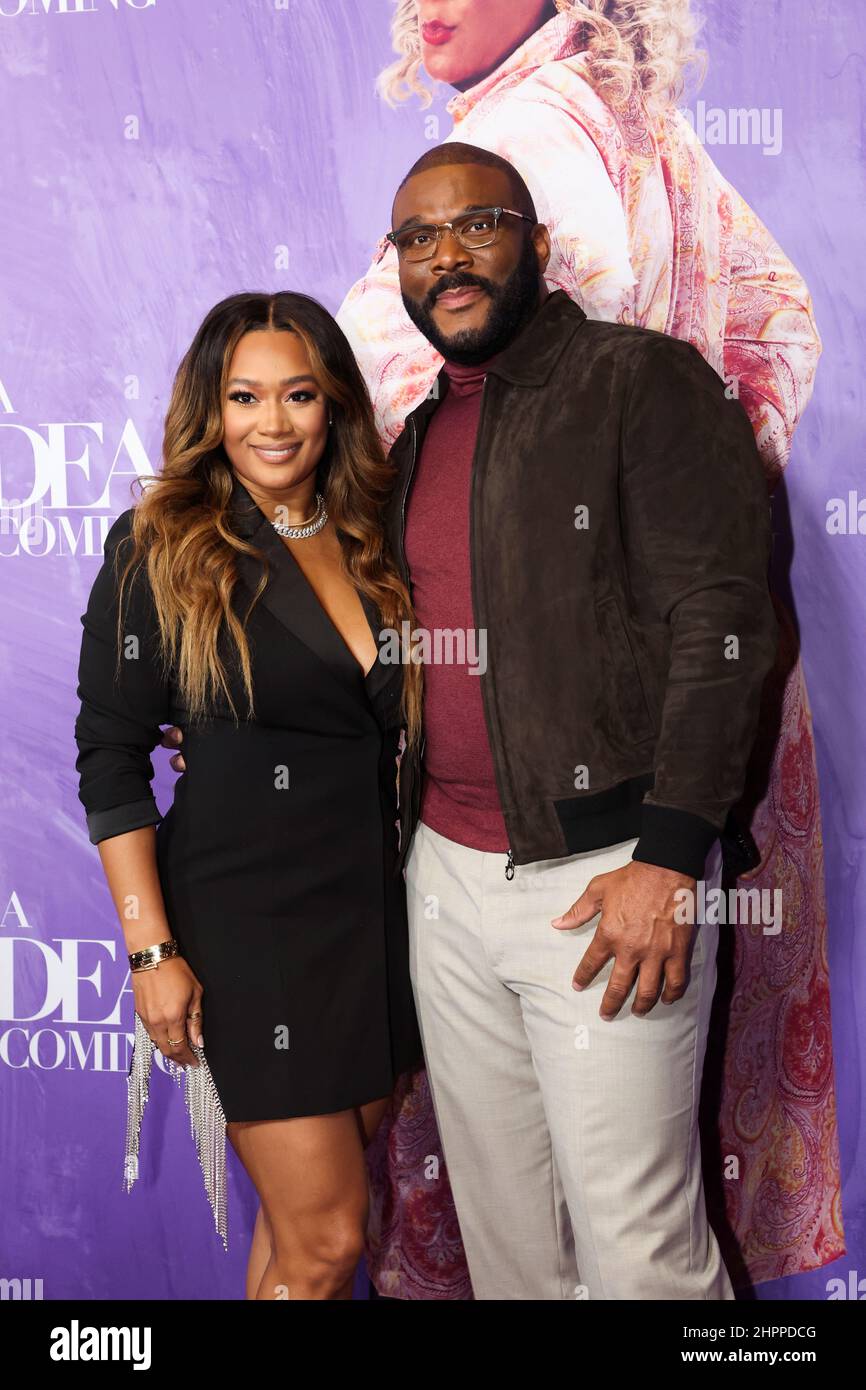 Crystal renee hi-res stock photography and images - Alamy