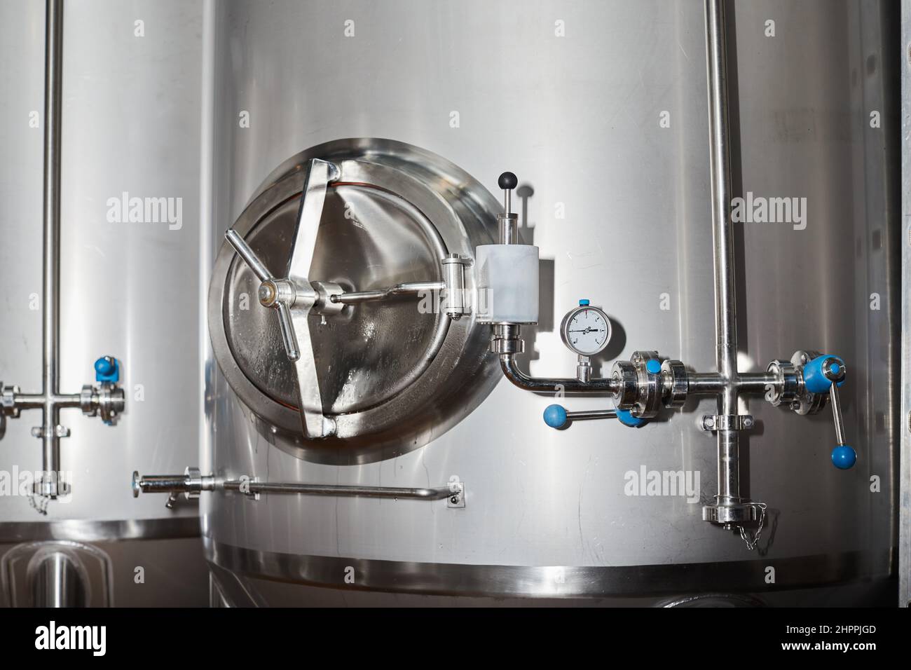 Equipment for the production of craft beer, containers for fermentation