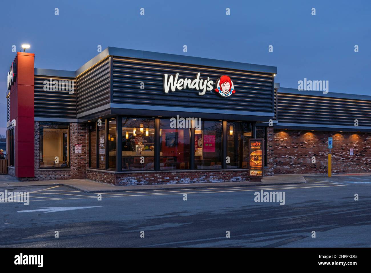 Wendys logo sign hires stock photography and images Alamy