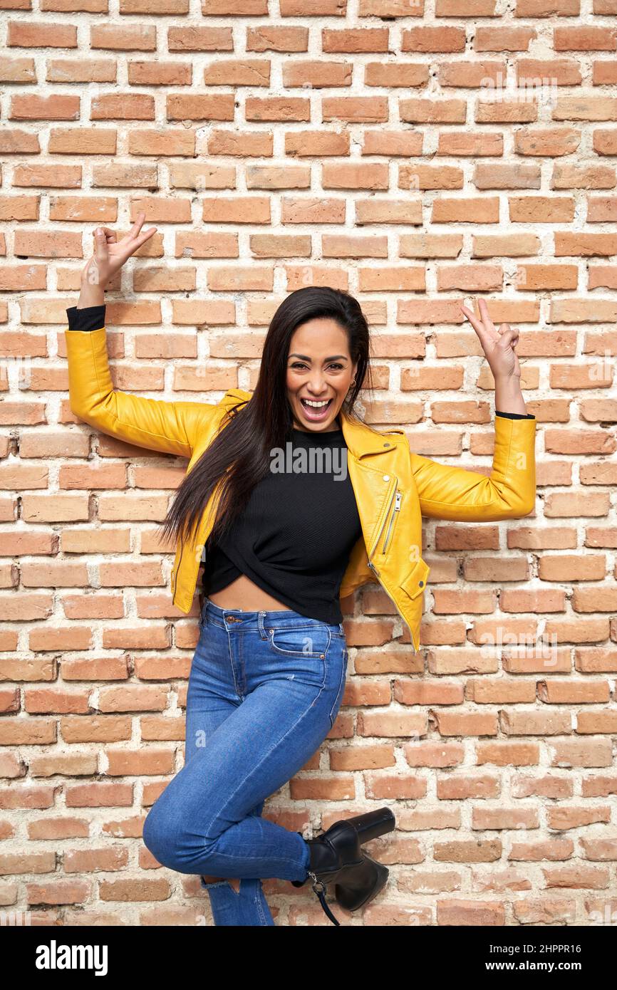 Two fingers v sign hi-res stock photography and images - Alamy