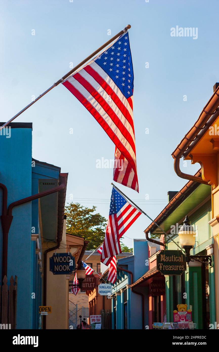 Cape May, NJ, USA, July 4, 2009 Tourists walk through Washington