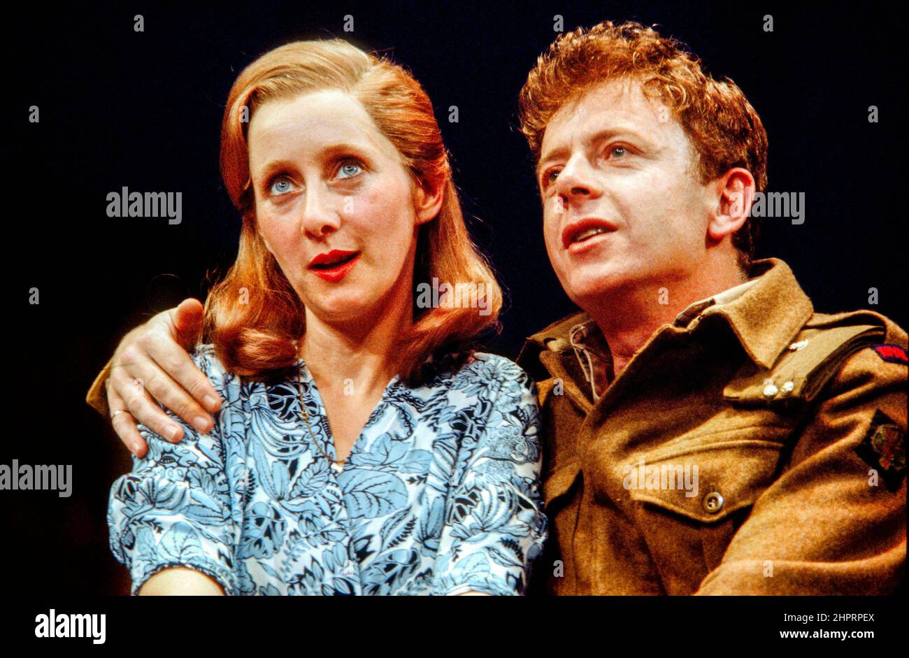 Gemma Jones (Helen), Ray Brooks (Norman) in AND A NIGHTINGALE SANG by C P Taylor at the Queen’s Theatre, London W1  17/07/1979  design: Geoffrey Scott  lighting: Leonard Tucker  director: Mike Ockrent Stock Photo