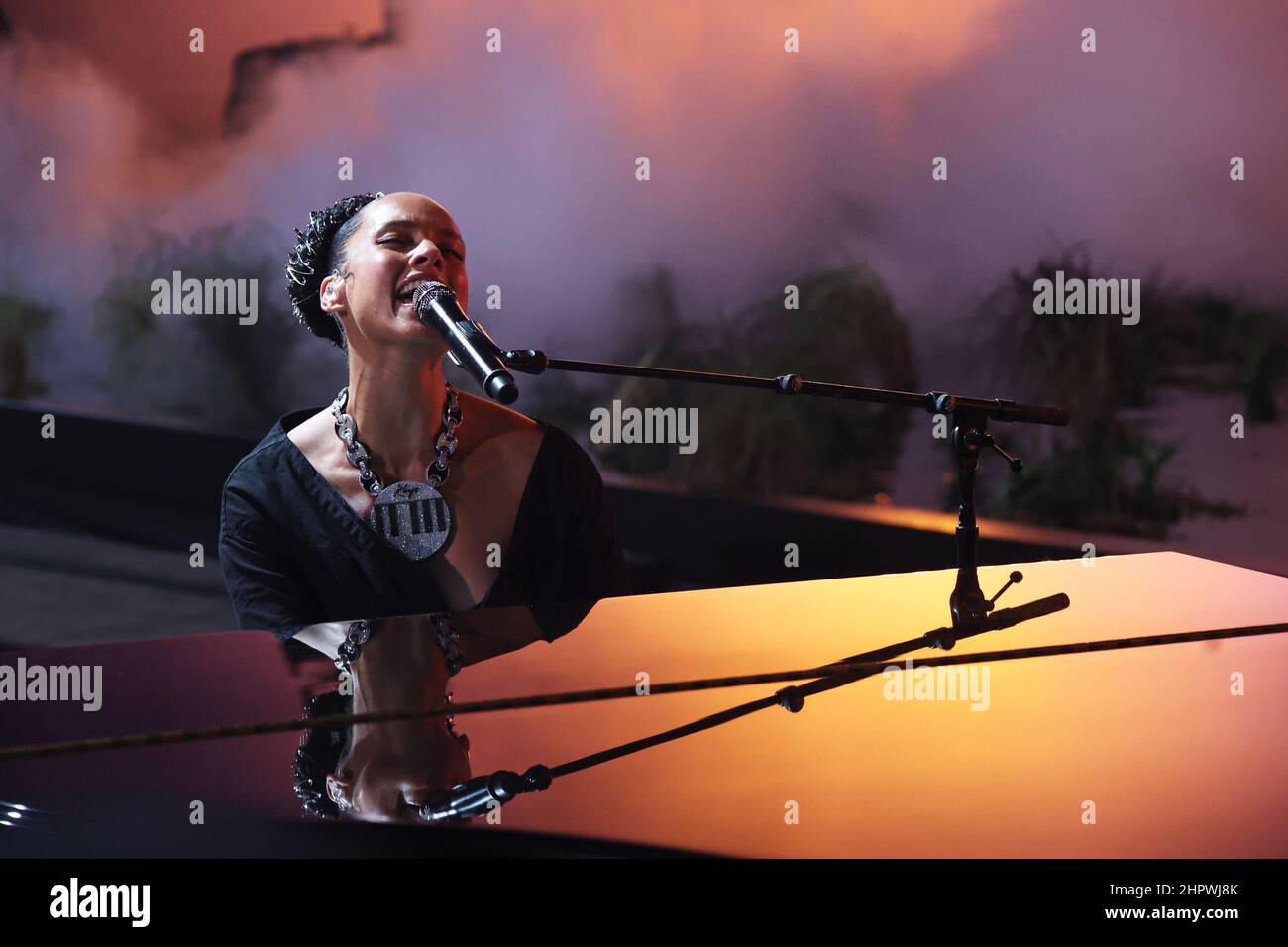Miami, FL, USA. 22nd Feb, 2022. EXCLUSIVE Alicia Keys at the Donda 2 listening Party at LoanDepot Park in Miami, Florida on February 22, 2022. Credit: Walik Goshorn/Media Punch/Alamy Live News Stock Photo