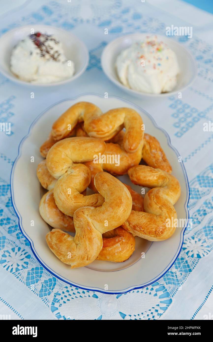Whipping back hires stock photography and images Alamy