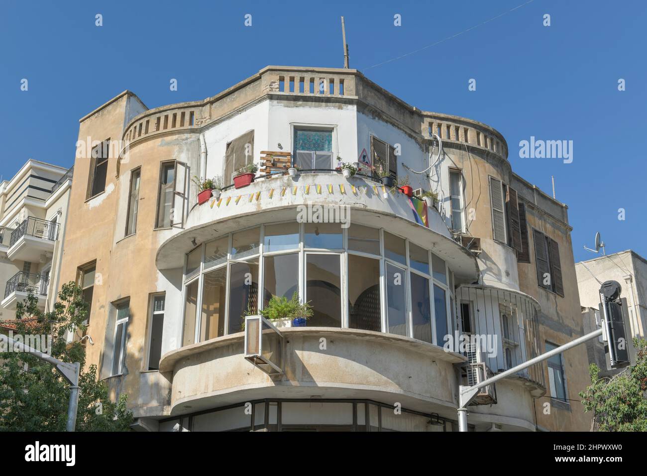 Bauhaus-style residence, Nachalat Benyamin, White City, Tel Aviv, Israel Stock Photo