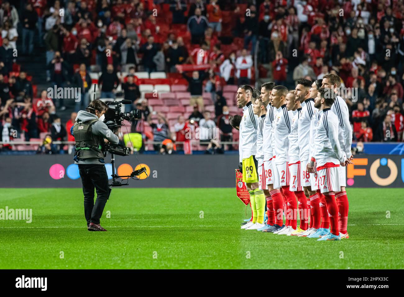 SL Benfica players line up before the UEFA Champions League match