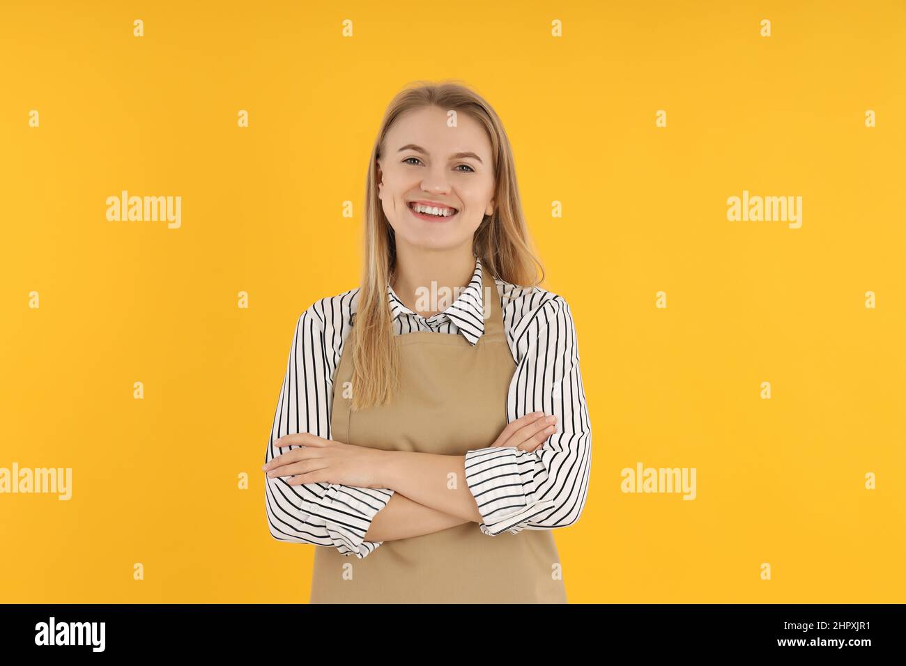 Apron girl chores hi-res stock photography and images - Alamy