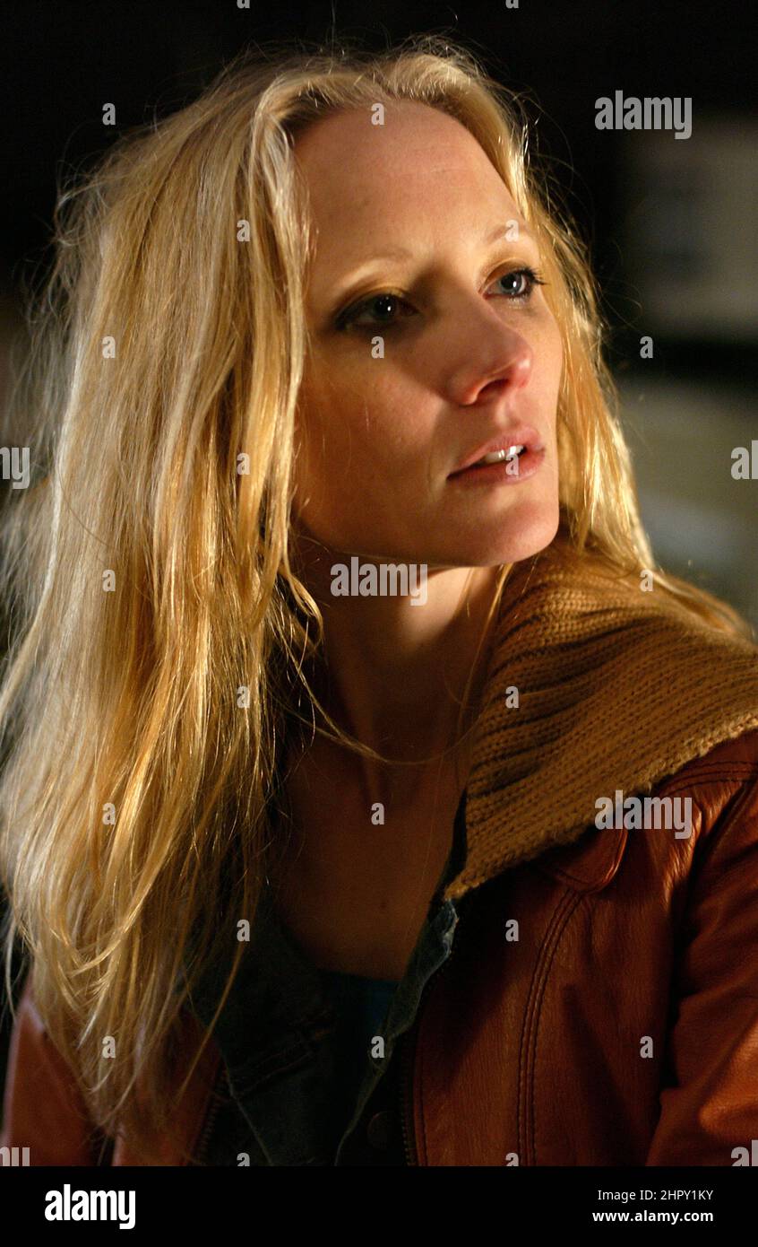 ANNE HECHE in GRACIE'S CHOICE (2004), directed by PETER WERNER. Credit: Mike Robe Productions / Album Stock Photo