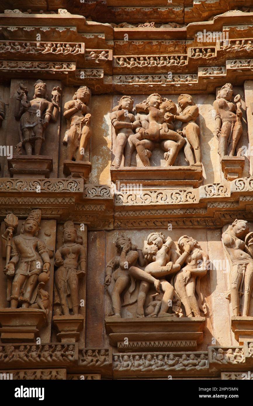 Ornate stone carvings on the exterior of Vishvanath Temple, in the western group at Khajuraho in Madhya Pradesh, India Stock Photo