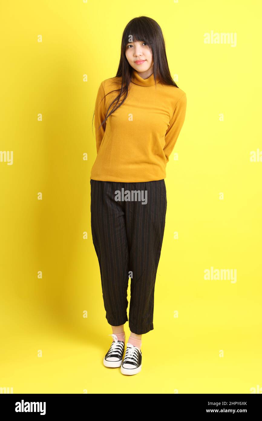 Teen asian girl hi-res stock photography and images - Alamy