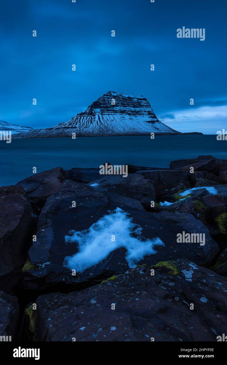 Scenic view of the Kirkjufell mountain from the port of Grundarfjordur in the Snaefelsness Peninsula, Iceland Stock Photo
