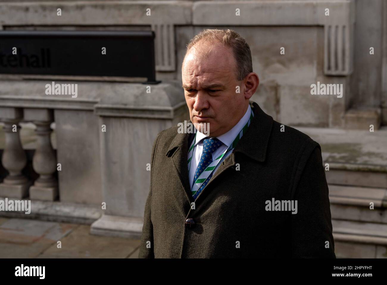 London, UK. 24th Feb, 2022. Opposition leaders at the Cabinet office for a briefing on the Ukraine situation. Ed Davey, Leader of the Liberal democrats Credit: Ian Davidson/Alamy Live News Stock Photo
