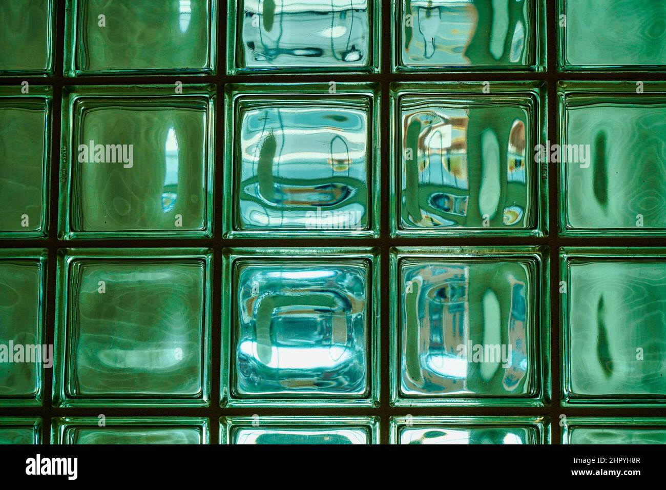 Glass brick wall hires stock photography and images Alamy