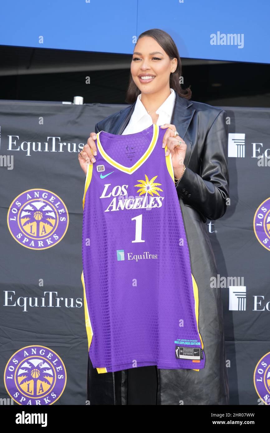 Los Angeles Sparks on Twitter: 𝗖𝗼𝗻𝗻𝗲𝗰𝘁𝗶𝗰𝘂𝘁 ↪️ 𝗟𝗼𝘀