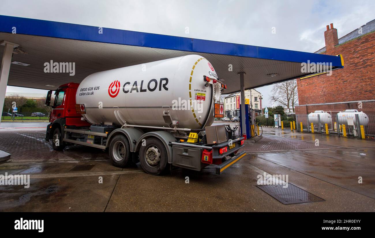 Leeds, West Yorkshire, UK. 24th Feb, 2022. A Calor gas tanker at a Jet