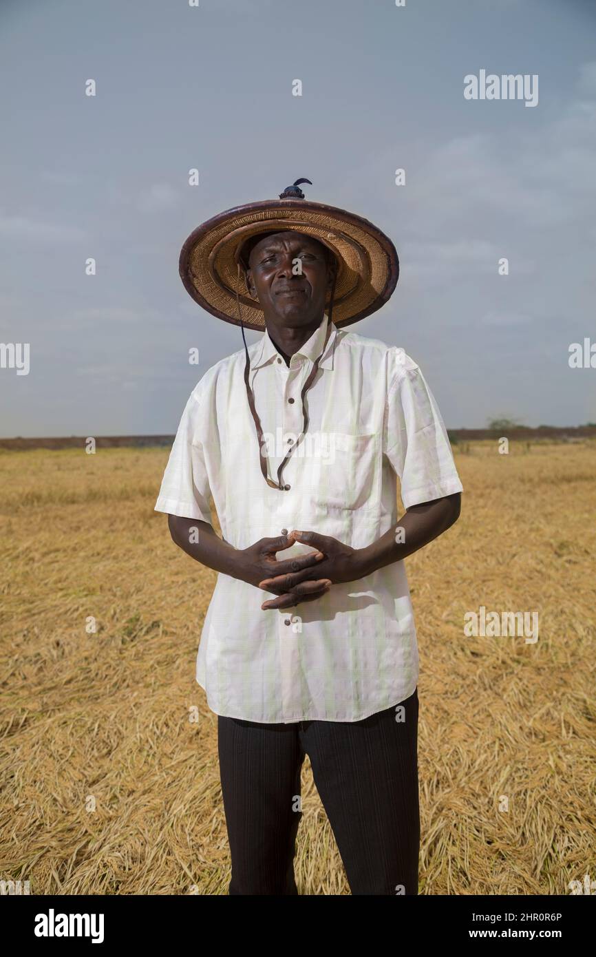 Africa farmer field senegal hires stock photography and images Alamy