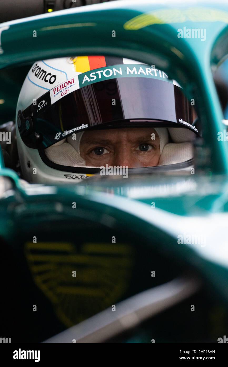 Sebastian Vettel (GER) Aston Martin F1 Team AMR22. 24.02.2022. Formula One Testing, Day Two, Barcelona, Spain. Thursday.  Photo credit should read: XPB/Press Association Images. Stock Photo