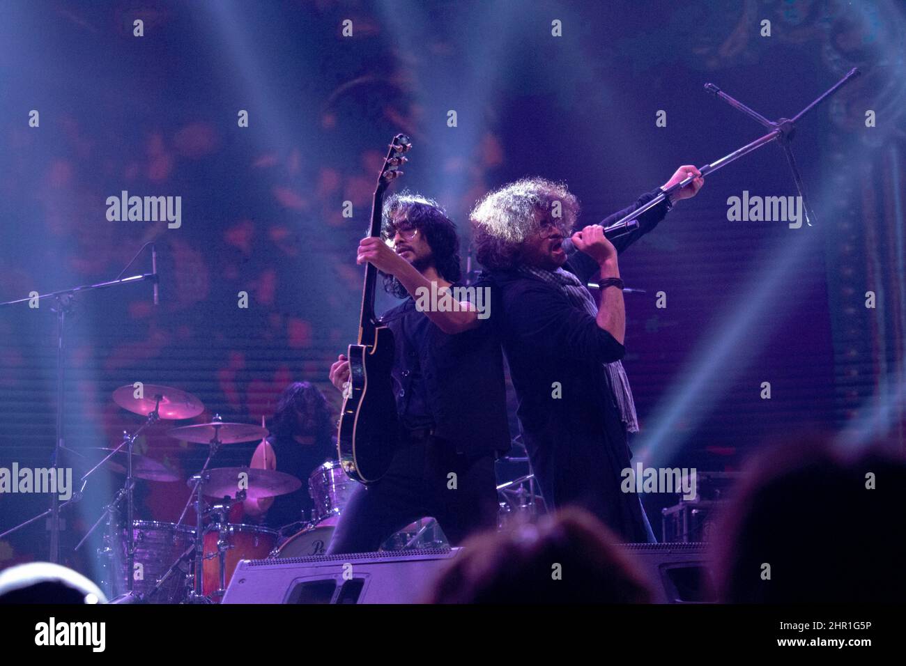 Biggest rock band hi-res stock photography and images - Alamy