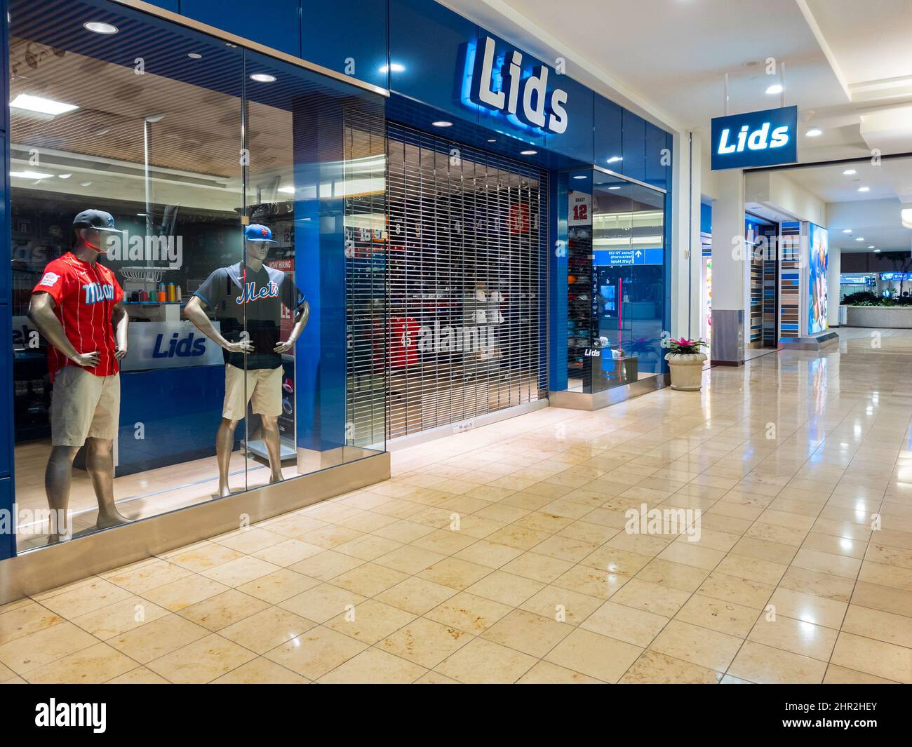 Lids Hat Shop Mall Of America Lids Store Hats Wholesale Lids
