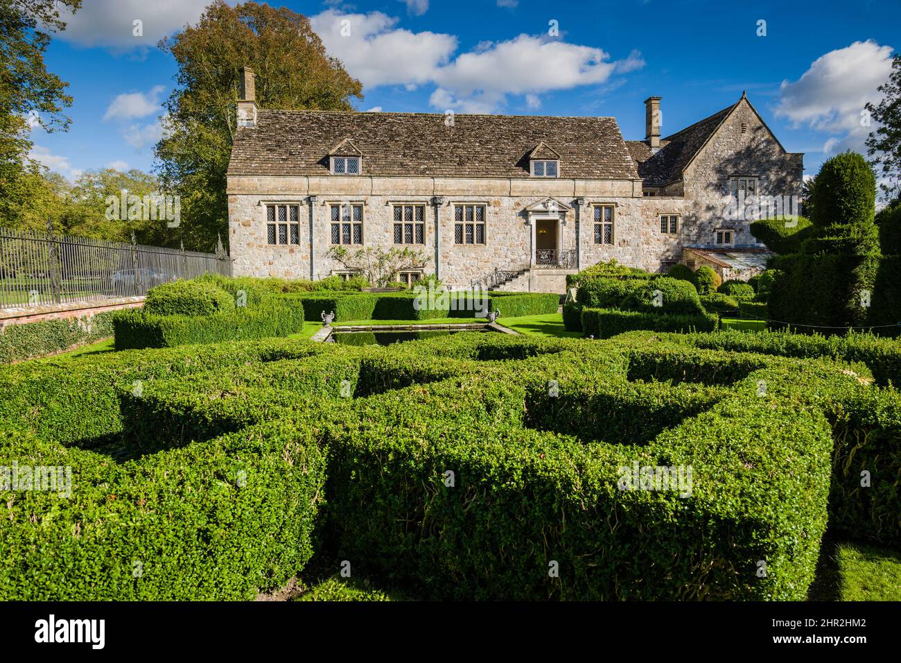 Avebury manor house hi-res stock photography and images - Alamy