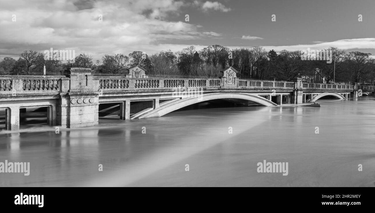 Atcham Bridge High Resolution Stock Photography and Images - Alamy