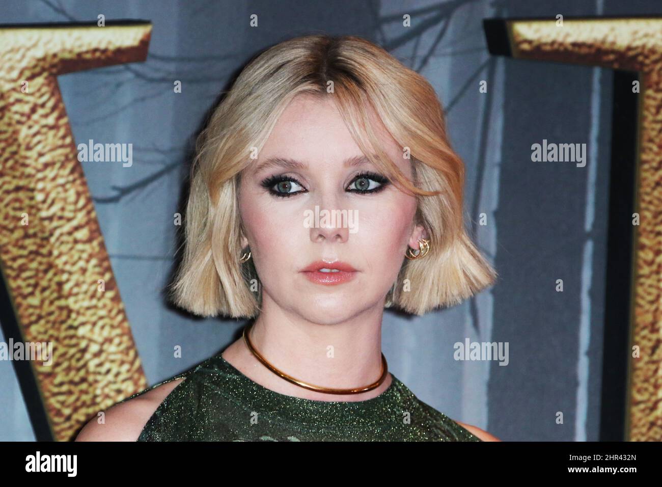 Lauren Lyle, Outlander Season 6 Premiere, The Royal Festival Hall