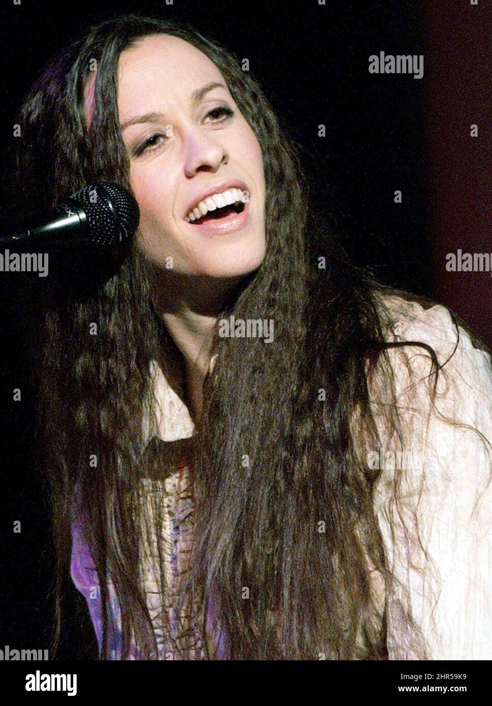 Alanis morissette 1 High Resolution Stock Photography and Images Alamy
