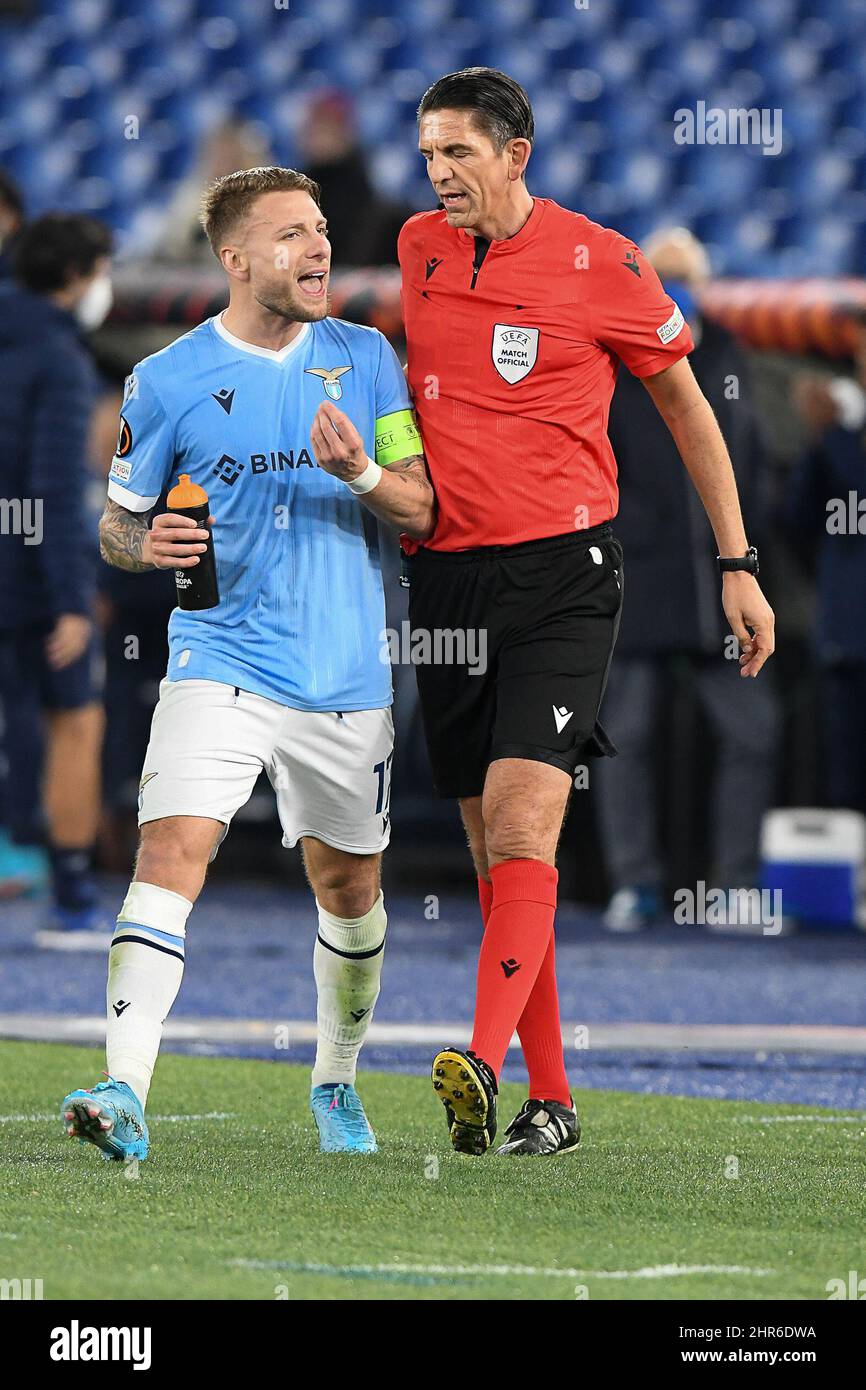 Ciro Immobile of SS Lazio and referee Deniz Aytekin during