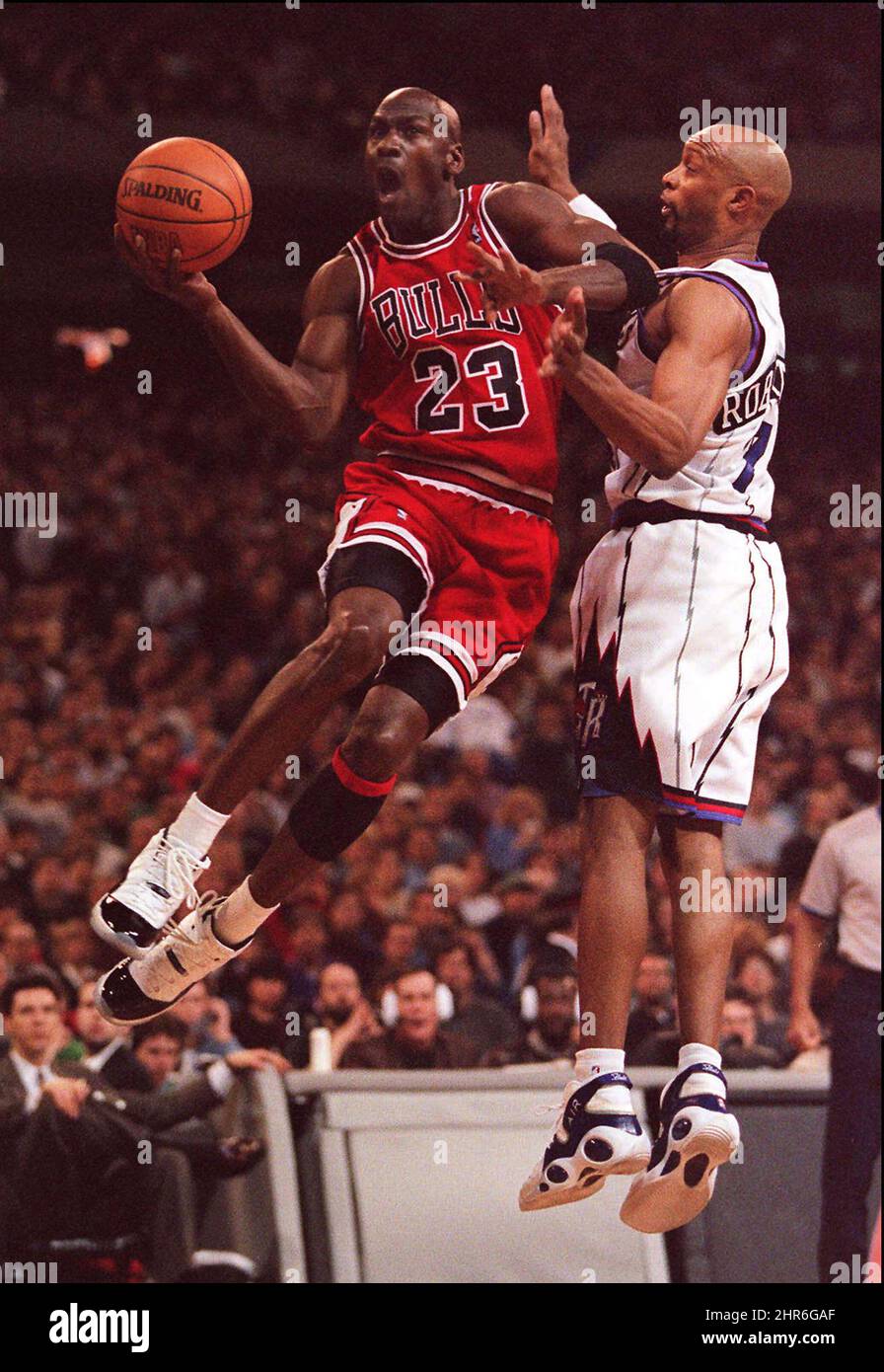 1994: Michael Jordan Runs His Mouth About Former Bulls Teammates at a Bar :  r/VintageNBA