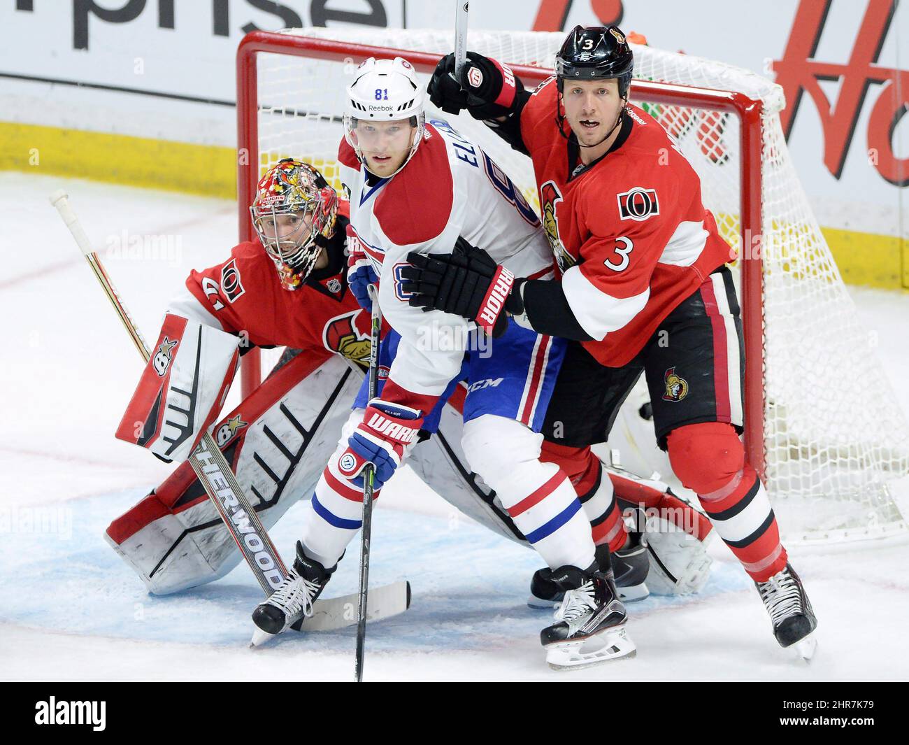 Montreal Canadiens forward Lars Eller (81) tries to screen Ottawa