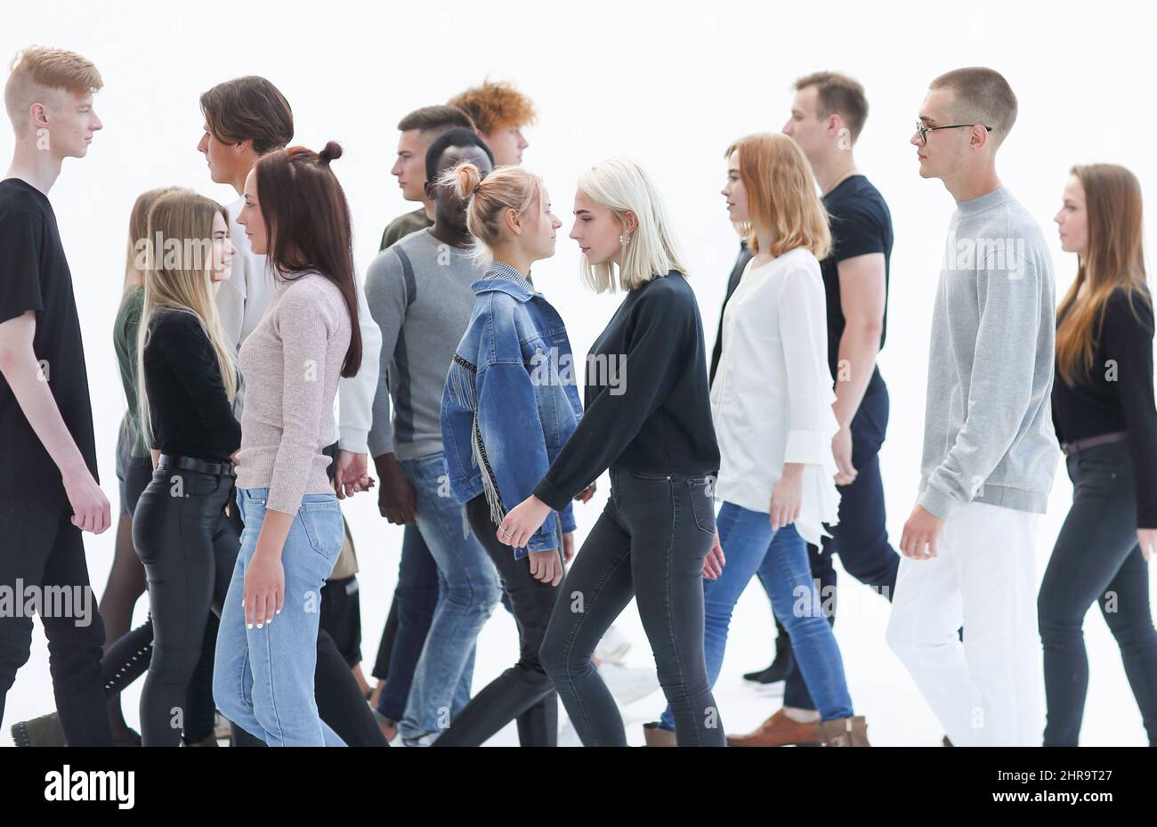 Crowd moving different directions hi-res stock photography and images ...