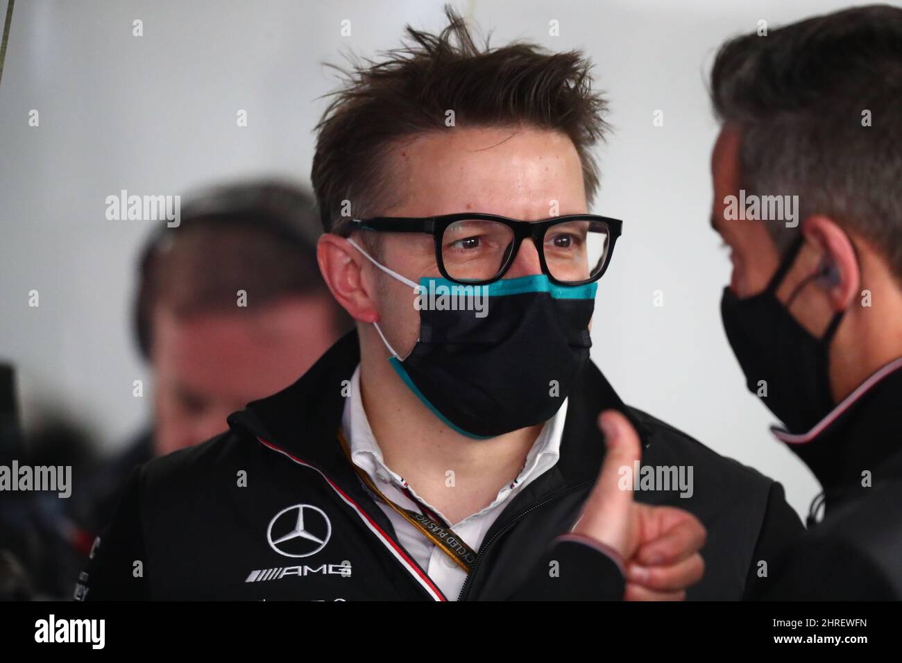 Peter Bonnington, "Bono" is the racing engineer of Lewis Hamilton 44,  Mercedes Engineer of AMG F1, Formula 1 World championship 2022 during the  Winter Testing days, Barcelona 23-25 February 2022 Stock Photo - Alamy