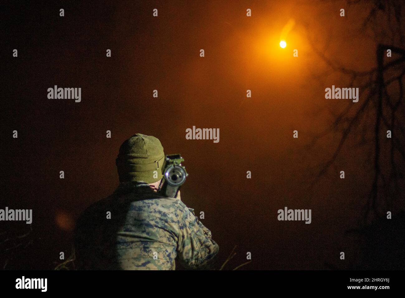 Fort A.P. Hill, Virginia, USA. 8th Feb, 2022. U.S. Marine Corps Capt. Ian Lynch, an infantry officer with 2d Battalion, 2d Marine Regiment, 2d Marine Division (MARDIV), conducts a functions check on an M72 light anti-armor weapon during the Division Leader Assessment Program at Fort A.P. Hill, Virginia, Feb. 8, 2022. This program allows division leadership to assess Marines recently assigned to 2d MARDIV on their mental, moral and physical readiness for future command opportunities. This contributes to the division's mission to train and develop Marines that demonstrate an apex level of Stock Photo